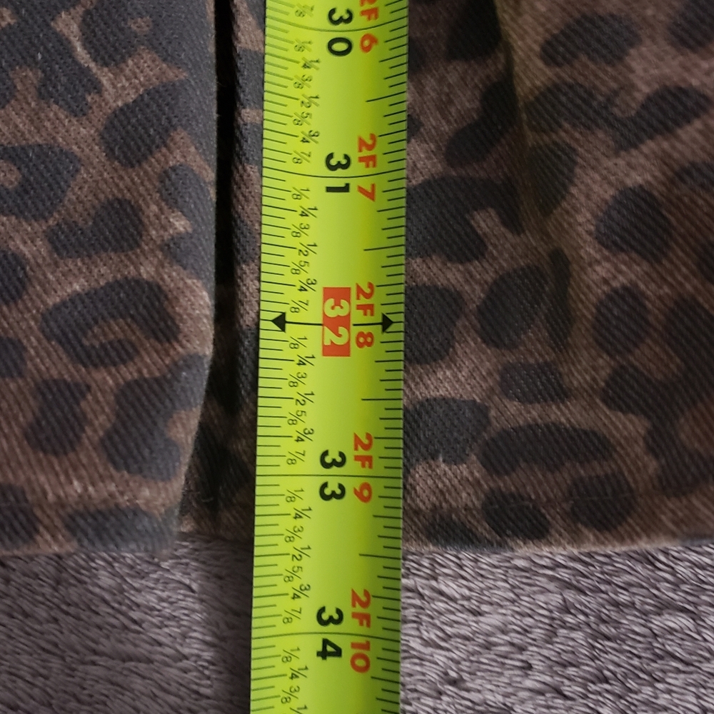 She + Sky Leopard Print Twill Washed Dress - Picture 4 of 5